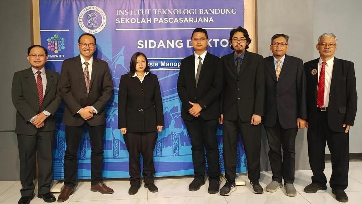Kisah Inspiratif, Wisudawan S3 ITB di Usia Muda, Karya Ilmiahnya Mendunia!