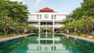 Lulus S1 Langsung S3? ITS Tawarkan Jalur Cepat Kuliah Cuma 4 Tahun!