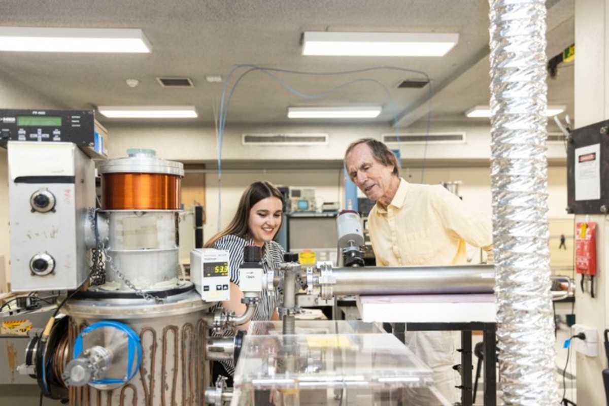 Mahasiswa Sydney Ciptakan 'Alam Semesta' Mini di Lab, Ungkap Rahasia Cikal Bakal Kehidupan